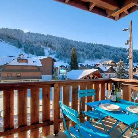 Le Slalom - Very Town Centre - Snow And Trek Morzine